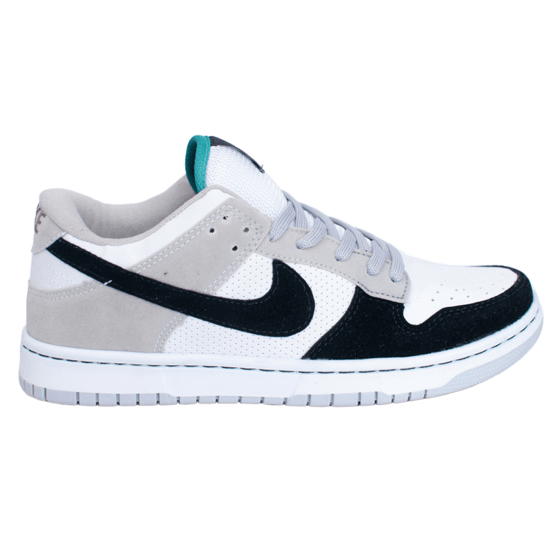 Nike Dunk Low Preto Gelo Verde